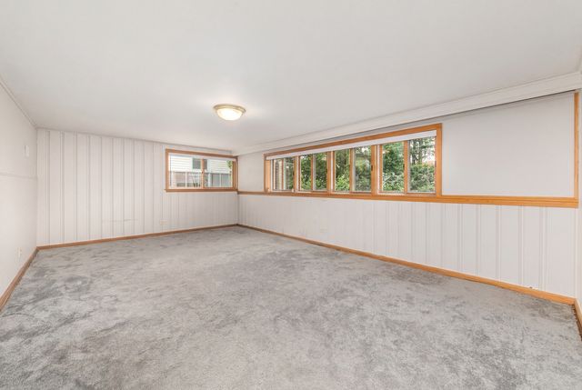 112 N Broadway Avenue, Park Ridge, IL 60068