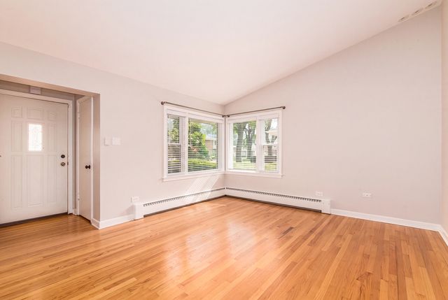 112 N Broadway Avenue, Park Ridge, IL 60068