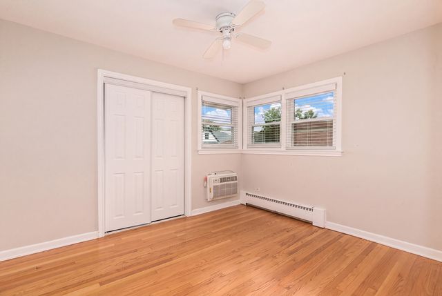 112 N Broadway Avenue, Park Ridge, IL 60068