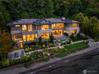 4911 NE Laurelcrest Lane, Seattle, WA 98105