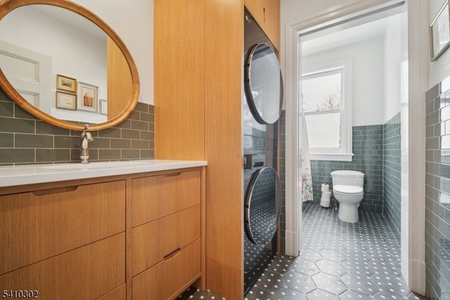 23 Stoneleigh Park, Westfield Town, NJ 07090