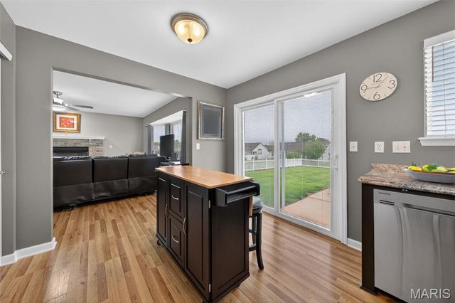 1170 Sunny Ridge Drive, O'fallon, MO 63366