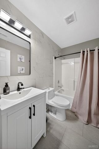 1170 Sunny Ridge Drive, O'fallon, MO 63366