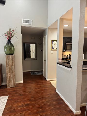 8601 Park Lane 732, Dallas, TX 75231