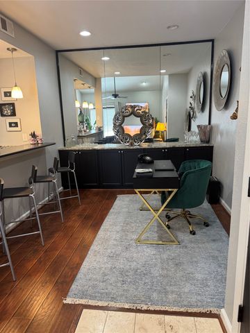 8601 Park Lane 732, Dallas, TX 75231