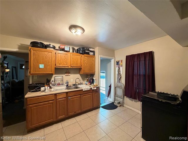 17344 Salem Street, Detroit, MI 48219