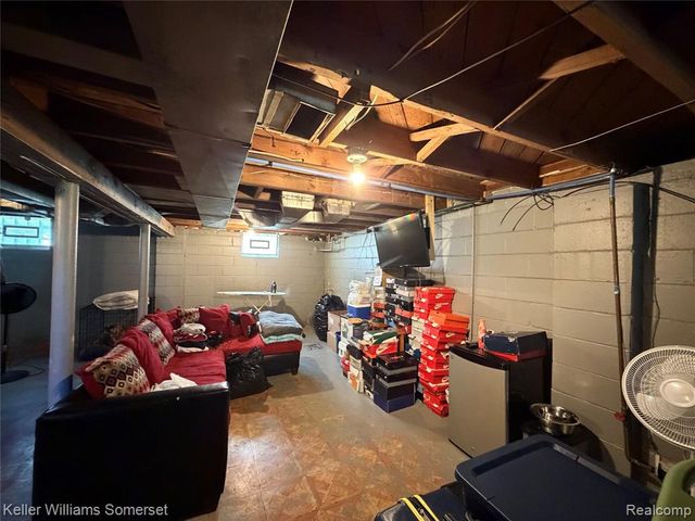 17344 Salem Street, Detroit, MI 48219