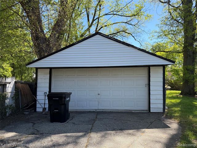 17344 Salem Street, Detroit, MI 48219