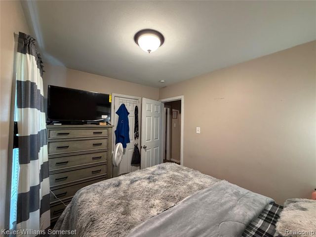 17344 Salem Street, Detroit, MI 48219