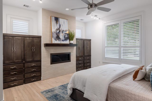 701 Josephine ST, Austin, TX 78704