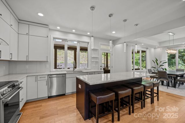 35 Mountain Shadows Drive, Leicester, NC 28748