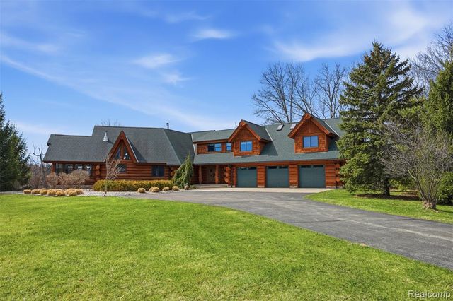 3929 Timber Green Court, Howell, MI 48843