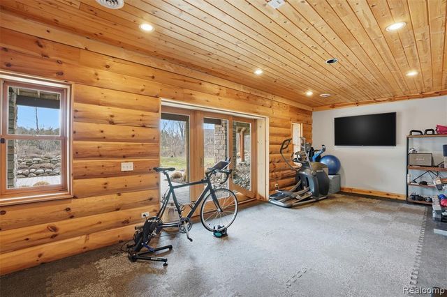 3929 Timber Green Court, Howell, MI 48843
