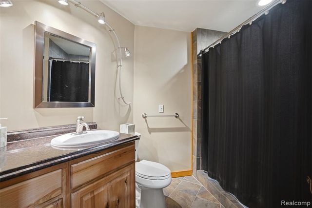 3929 Timber Green Court, Howell, MI 48843