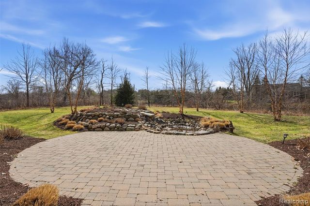 3929 Timber Green Court, Howell, MI 48843
