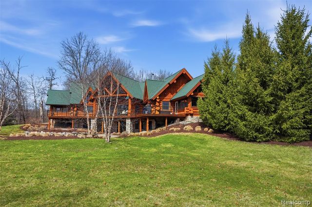 3929 Timber Green Court, Howell, MI 48843