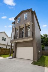 1226 E 23rd Street, Houston, TX 77009