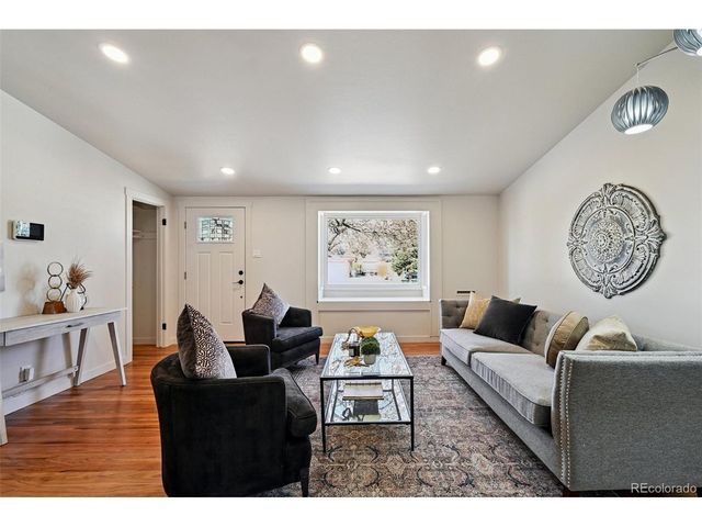 2580 Valley View Dr, Denver, CO 80221