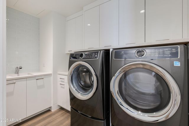 6587 N PALMERAIE Boulevard 2011, Phoenix, AZ 85001