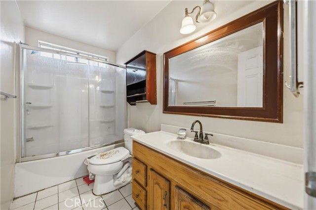 40 W Zane Street, Long Beach, CA 90805