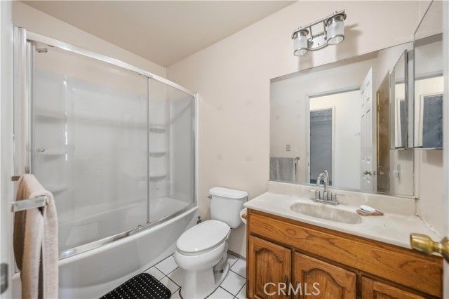 40 W Zane Street, Long Beach, CA 90805