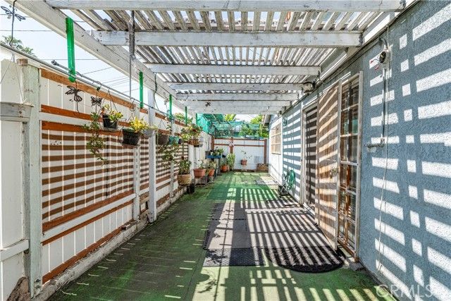 40 W Zane Street, Long Beach, CA 90805