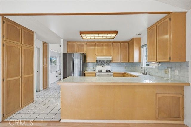 40 W Zane Street, Long Beach, CA 90805