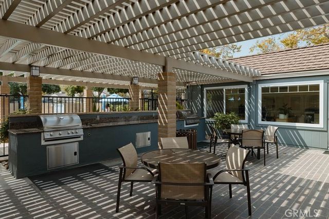 39 S Dogwood S, Irvine, CA 92612