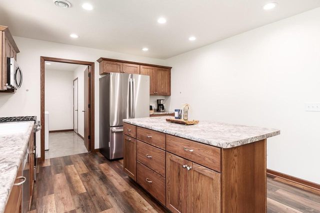 2137 W Creedy Road, Beloit, WI 53511