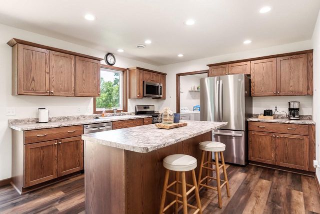 2137 W Creedy Road, Beloit, WI 53511