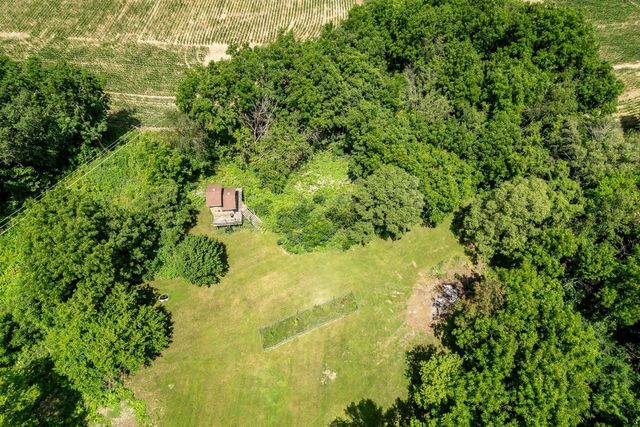 2137 W Creedy Road, Beloit, WI 53511