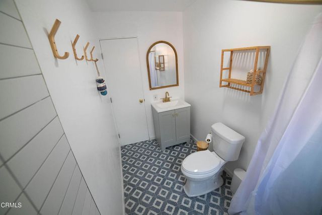 145 147 Hollywood Avenue, Oxnard, CA 93035
