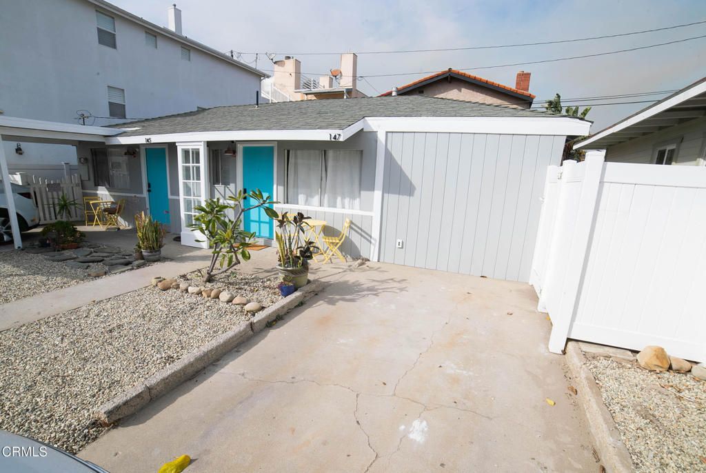 145 147 Hollywood Avenue, Oxnard, CA 93035
