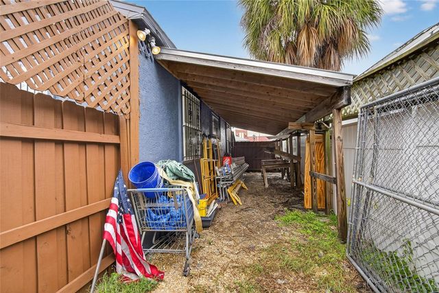 1305 N ARMENIA AVENUE, Tampa, FL 33607