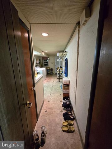 1026 CHANDLER ST, Philadelphia, PA 19111