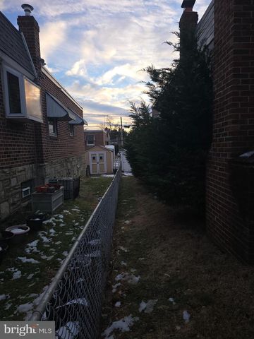 1026 CHANDLER ST, Philadelphia, PA 19111