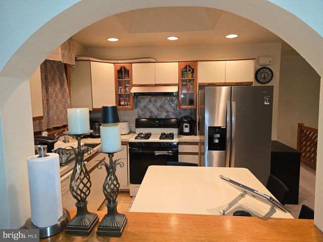 1026 CHANDLER ST, Philadelphia, PA 19111