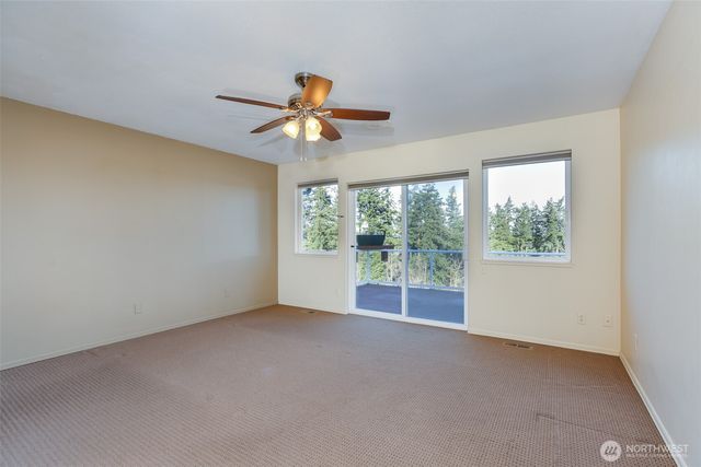 4515 Sunday Drive, Oak Harbor, WA 98277