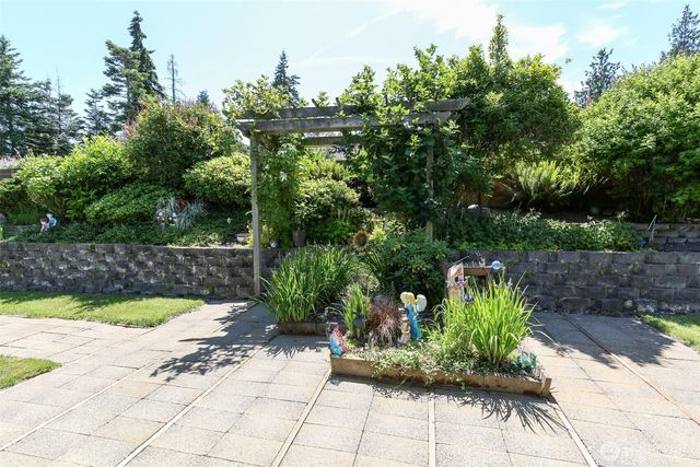 4515 Sunday Drive, Oak Harbor, WA 98277