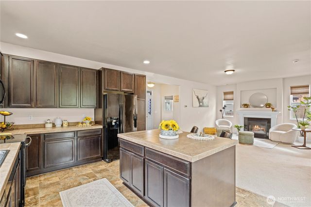 33831 12th Place SW, Federal Way, WA 98023