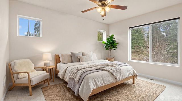 33831 12th Place SW, Federal Way, WA 98023