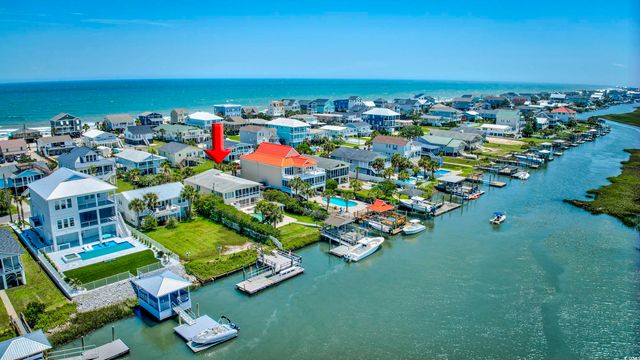 624 Dogwood Dr. S, Garden City Beach, SC 29576