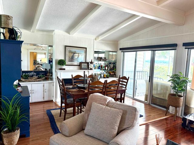 624 Dogwood Dr. S, Garden City Beach, SC 29576