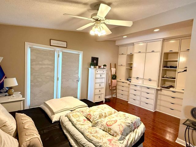 624 Dogwood Dr. S, Garden City Beach, SC 29576