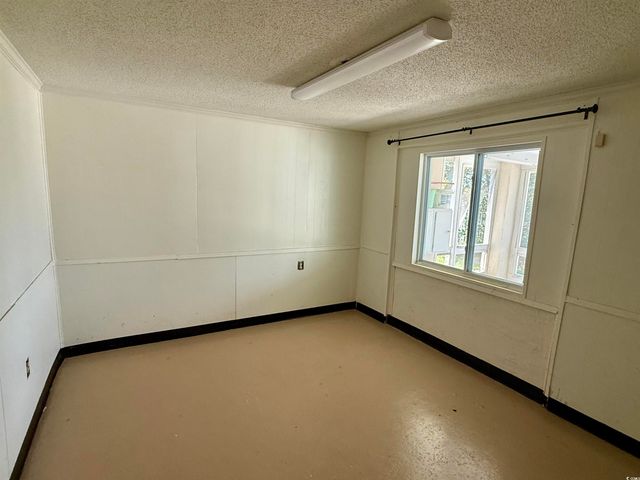 624 Dogwood Dr. S, Garden City Beach, SC 29576