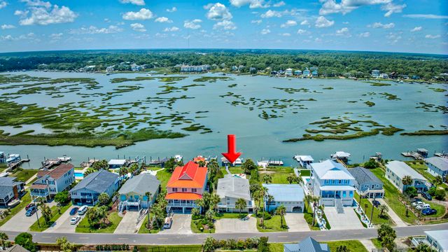 624 Dogwood Dr. S, Garden City Beach, SC 29576