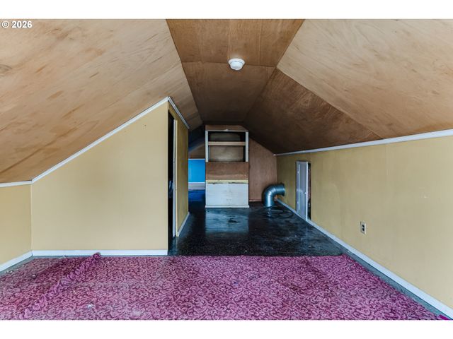 340 W M St, Springfield, OR 97477