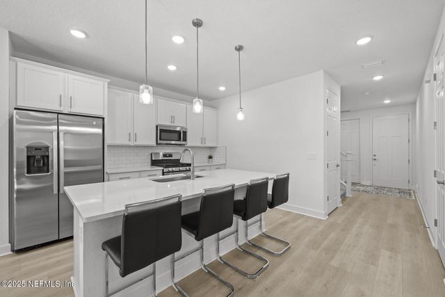 75556 CANTERWOOD Drive, Yulee, FL 32097