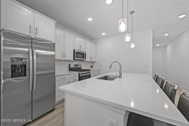 75556 CANTERWOOD Drive, Yulee, FL 32097