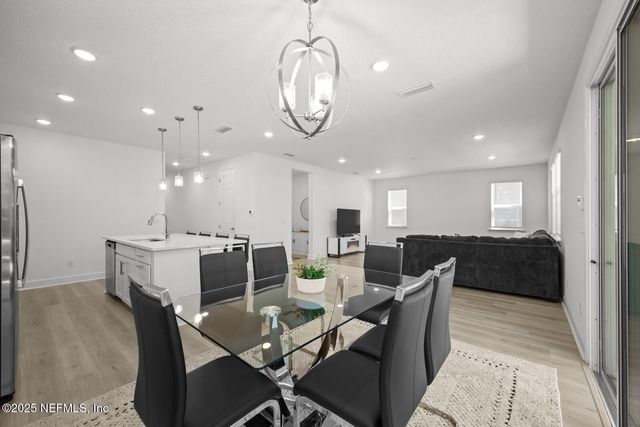 75556 CANTERWOOD Drive, Yulee, FL 32097